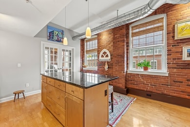 25 Cedar St unit 14, Amesbury, MA 01913 - photo 6