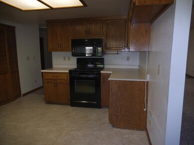 2151 Kildare Dr, Redding, CA 96001 - photo 6