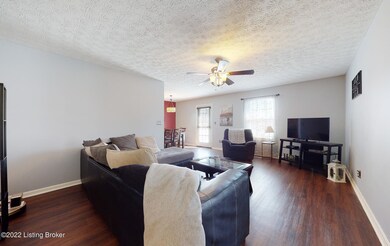 7033-Shutesbury-Cir-_013