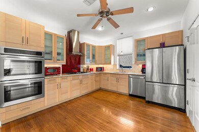 315 Fairview St unit A, Houston, TX 77006 - photo 7