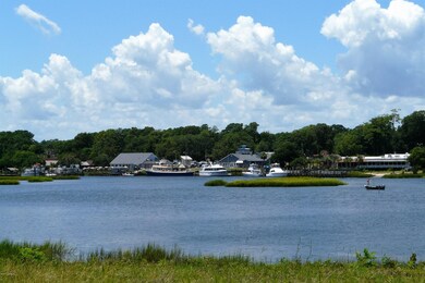 DEVAUN PARK ON CALABASH RIVER