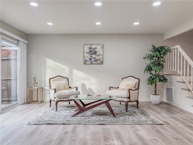 12302 Runnymede St unit 4, North Hollywood, CA 91605 - photo 3