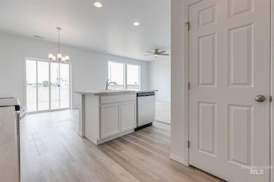 7085 S Birch Creek Ave, Meridian, ID 83642 - photo 6