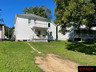 911 N Valley St, New Ulm, MN 56073 - photo 2