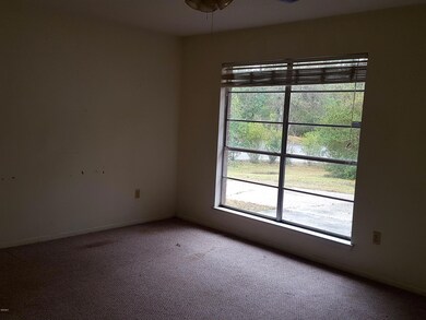 10405 Riverbend Cir, Moss Point, MS 39562 - photo 2