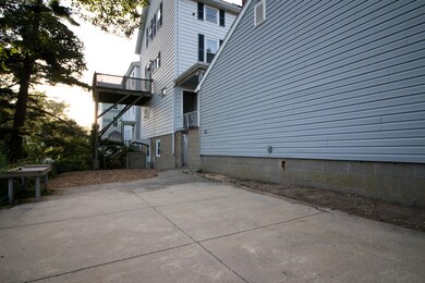 713 Walnut St, Fall River, MA 02720 - photo 4
