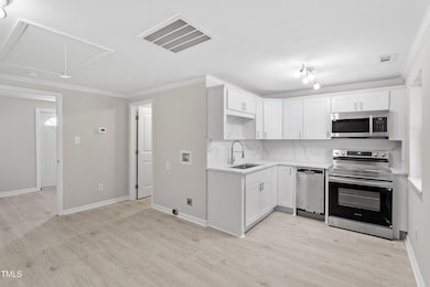 2705 Crest St unit 3, Durham, NC 27705 - photo 2