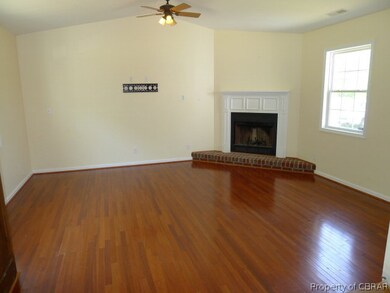 7699 Crab Thicket Rd, Gloucester, VA 23061 - photo 4