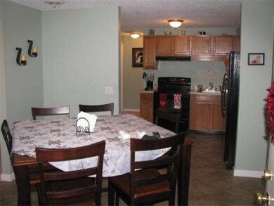 42 Randolph Dr, Tewksbury, MA 01876 - photo 2