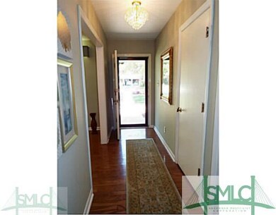 Foyer. Smooth Ceilings, Plantation Shutters