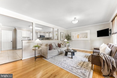 586 Forest View Rd, Linthicum Heights, MD 21090 - photo 3