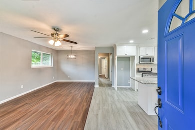 9011 Donley Dr, Houston, TX 77088 - photo 4