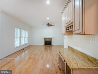 3078 Azalea Sands Ln, Dumfries, VA 22026 - photo 3