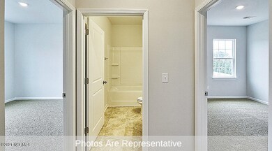 Cali_Dark_Cabinets05