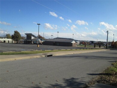 1306 S 6 Th St, Rogers, AR 72756 - photo 4