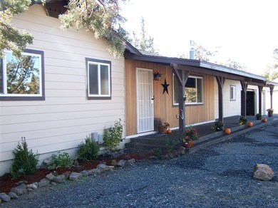 22837 Abilene Ct, Bend, OR 97701 - photo 3