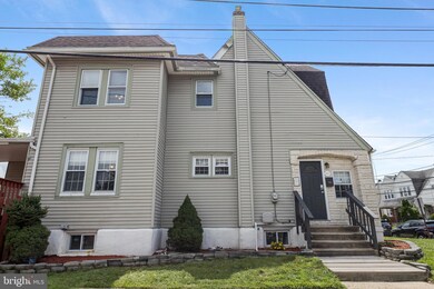 1147 Harding Dr, Havertown, PA 19083 - photo 4
