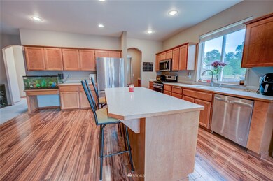 308 Phoenix Ave SW, Orting, WA 98360 - photo 5