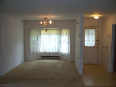 3 Dining Rm