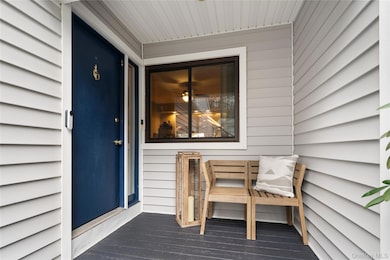 17 Ledgewood Commons, Millwood, NY 10546 - photo 3