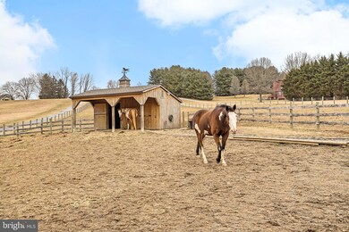 719 Cockeys Mill Rd, Reisterstown, MD 21136 - photo 3