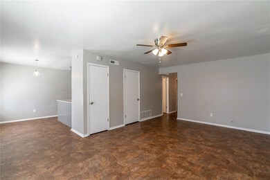 1633 NE 4th St, Moore, OK 73160 - photo 6