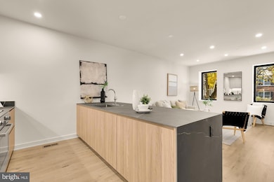 2647 41st St NW unit 2, Washington, DC 20007 - photo 5