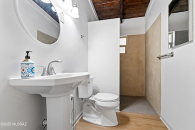 18-Bathroom
