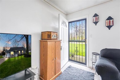 5445 Bartlett Rd, Bedford, OH 44146 - photo 6