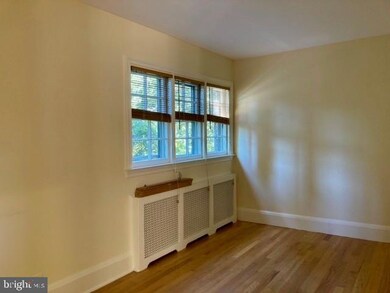 403 Bretton Place, Baltimore, MD 21218 - photo 3