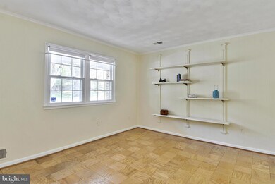 14112 Parkvale Rd, Rockville, MD 20853 - photo 6