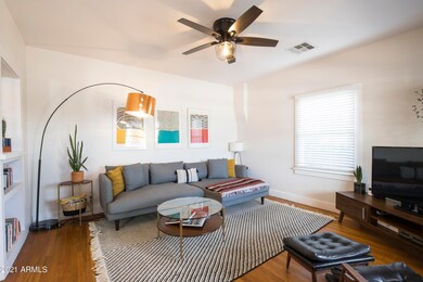 747 E McKinley living 1