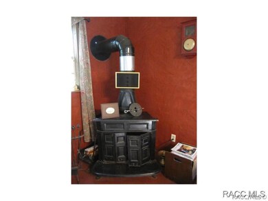 CAST IRON FIREPLACE