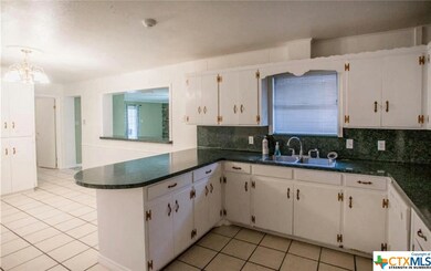 1403 Harris Hill Rd, San Marcos, TX 78666 - photo 7