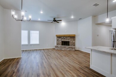 12106 Elkhart Ave unit B, Lubbock, TX 79424 - photo 5