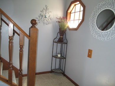 8900 Lori Ct, Portage, MI 49024 - photo 4