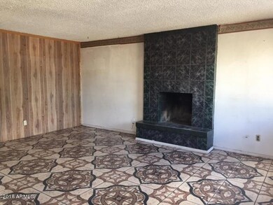 3038 N 80th Ln, Phoenix, AZ 85033 - photo 4