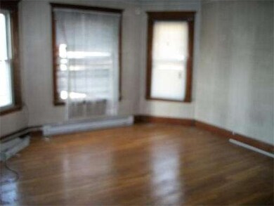 877 Main St, Holyoke, MA 01040 - photo 4