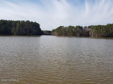 BEAUTIFUL VIEWS OD THE TAR RIVER!
