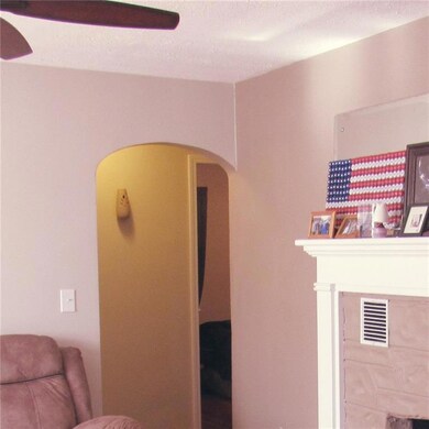 425 Raines St, Plainfield, IN 46168 - photo 6