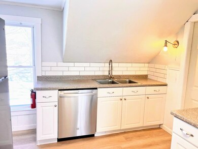 178 Pleasant St unit 2, Claremont, NH 03743 - photo 5