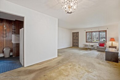 163 Worth St Iselin NJ 08830-large-007-0