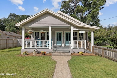 3-web-or-mls- 511 St Joseph St-3