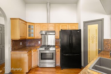 10-web-or-mls-317 N Pinion Cir-10