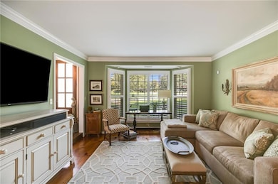 Large window fill this area with sunshine.