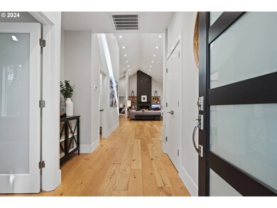 16368 Lake Forest Blvd, Lake Oswego, OR 97035 - photo 4