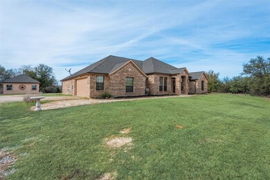 1190 Tower St, Springtown, TX 76082 - photo 4