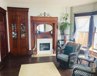 Dining/ Den