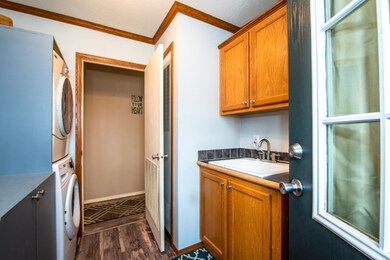 Laundry/mud room