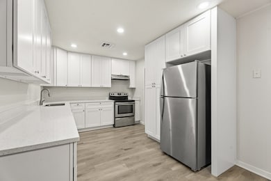 2808 28th Ave N, Texas City, TX 77590 - photo 4